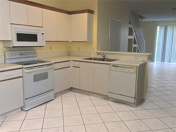 5th image of 3743 San Simeon Cir #3743