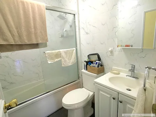 Rented by Sovereign Associates | media 10