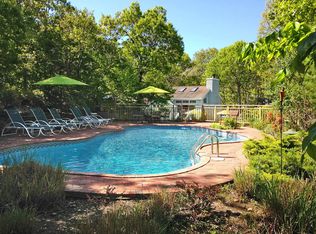 11 Sunburst Ln, East Hampton, NY 11937