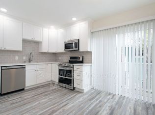 228 W J St, Encinitas, CA 92024