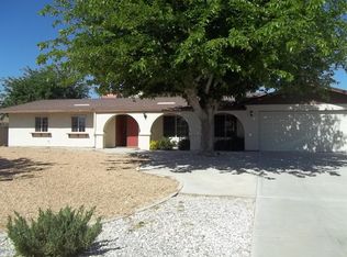 13234 Iroquois Rd, Apple Valley, CA 92308