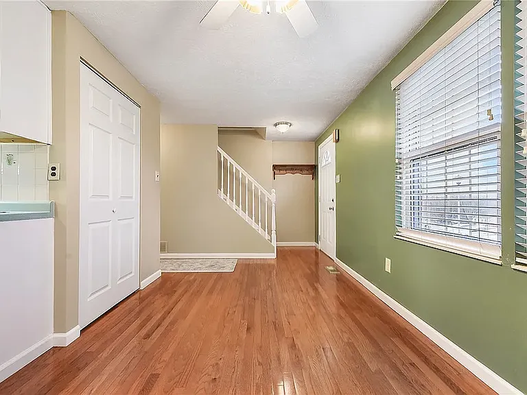 806 Countryside Dr — Photo 21