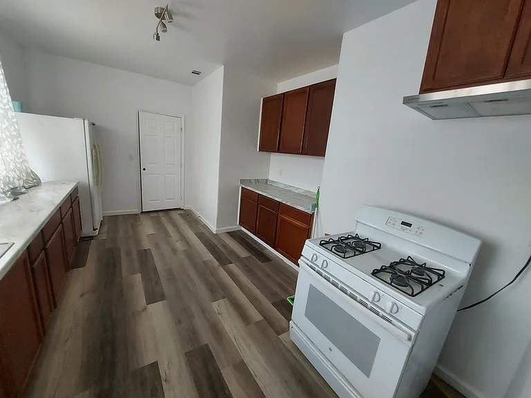 13361 Lupine St — Photo 11