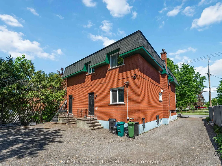 204 Donald St #2 — Photo 36