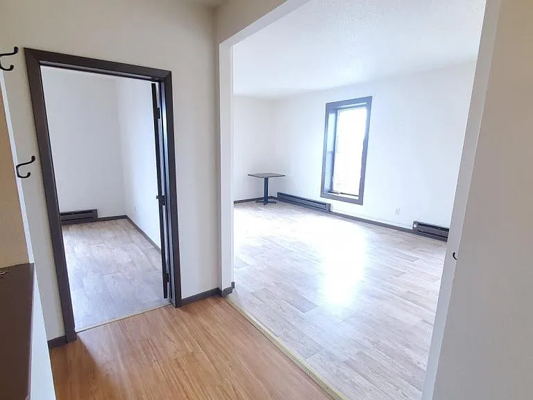 116 S Main St #301 — Photo 2