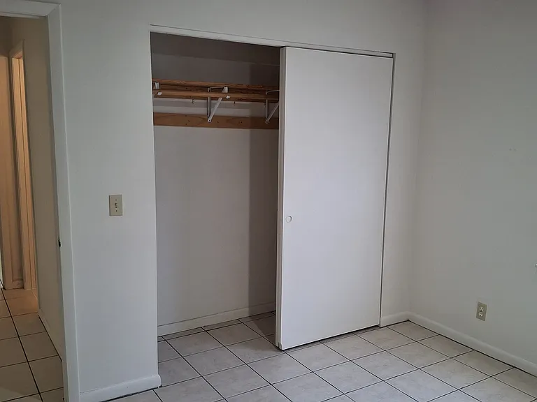 8676 Sunset Dr — Photo 14