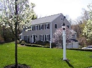 82 Satuit Meadow Ln, Norwell, MA 02061