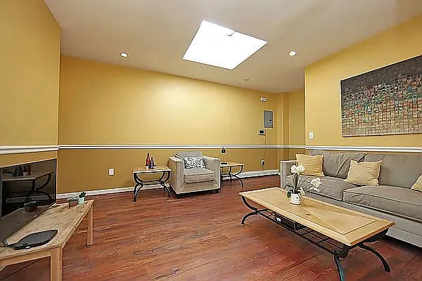 335 Wyona St #2 — Photo 7