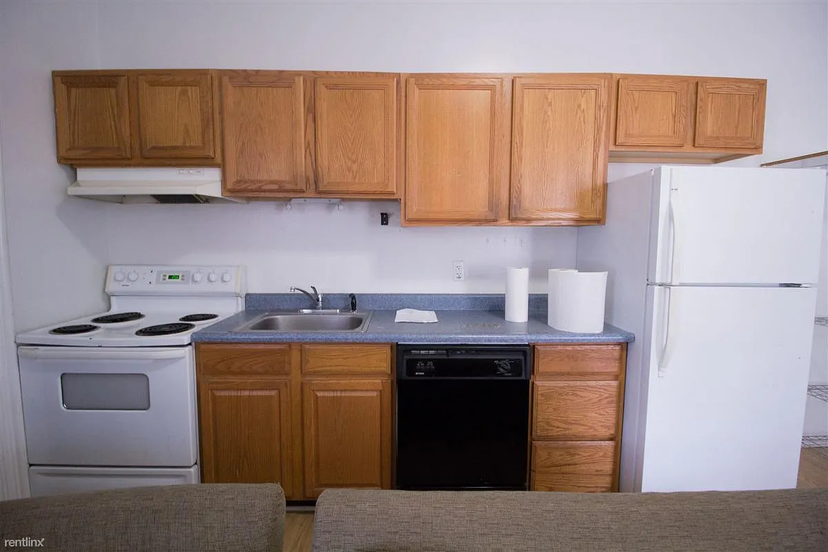 (Oakland)(August 2023)Close(Pitt)(Cmu)College — Photo 1