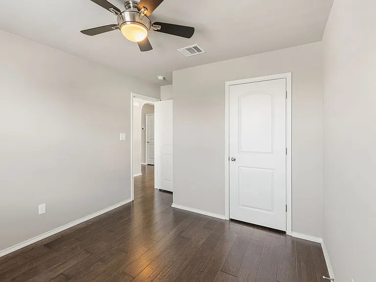 7312 Lookout Bluff Ter — Photo 36