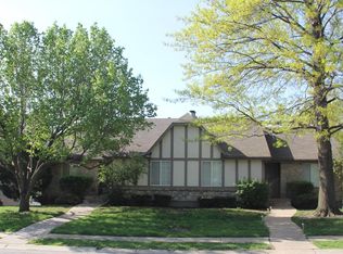 1312 NW Village Dr, Blue Springs, MO 64015