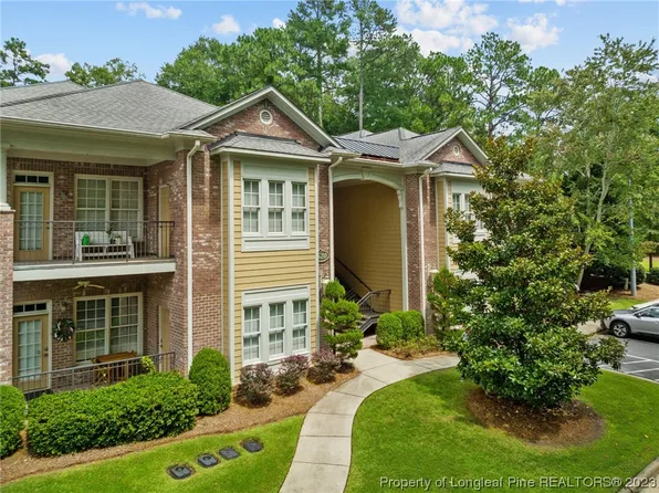 2620 Lockwood Rd, Fayetteville, NC 28303