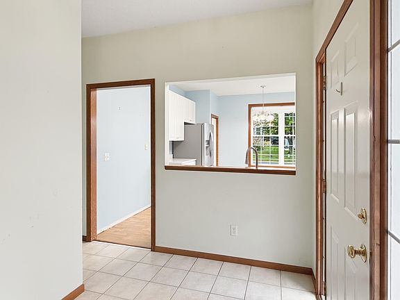 3rd image of 14635 Bloomfield Path