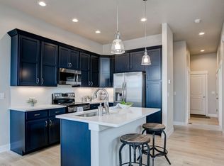 5040 River Roads Dr, Timnath, CO 80547