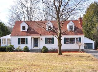 223 Firetown Rd, Simsbury, CT 06070