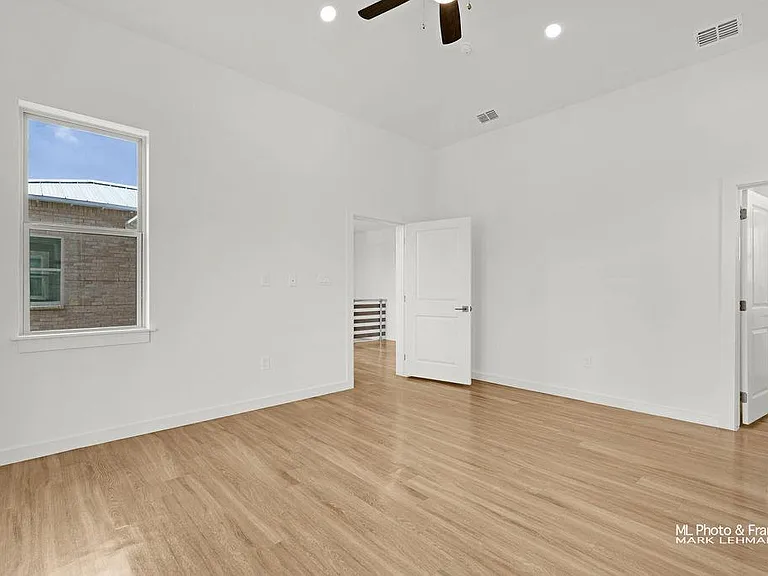 524 Wildrose Ln #9 — Photo 19