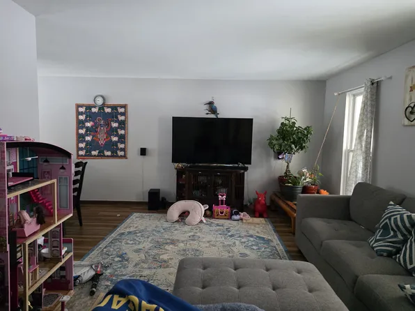 24490 Jamestowne Rd, Novi, MI 48375