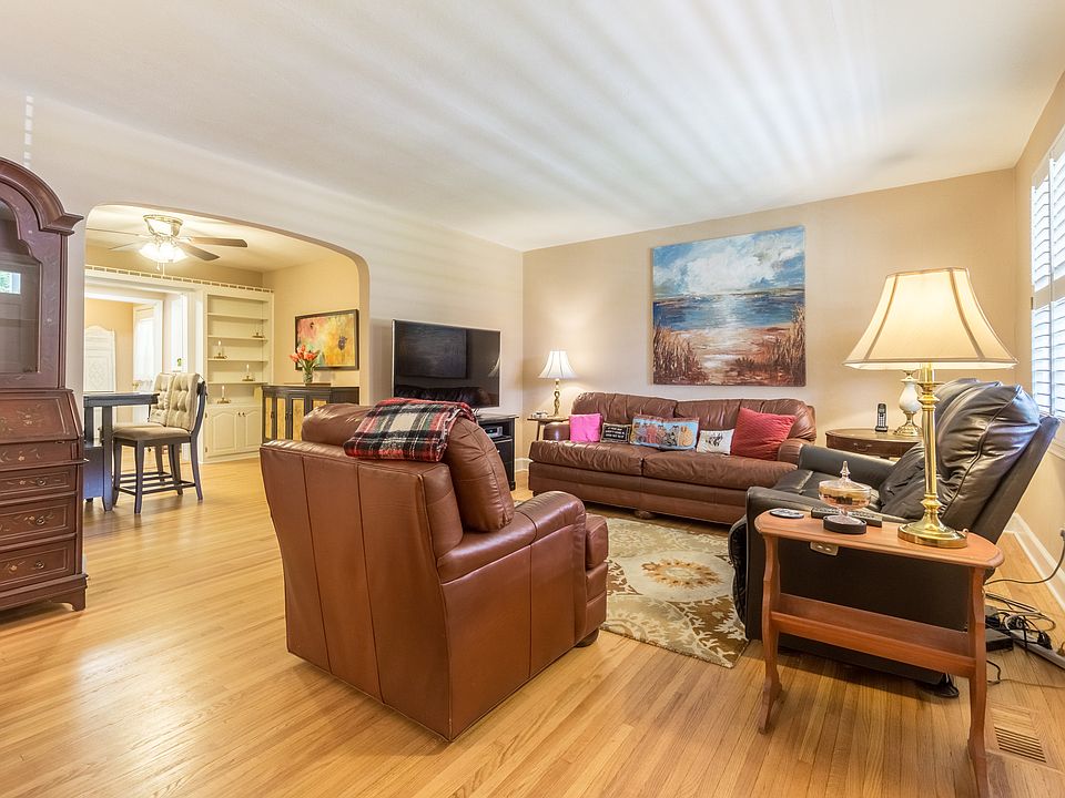 1st image of 714 Shady Dr