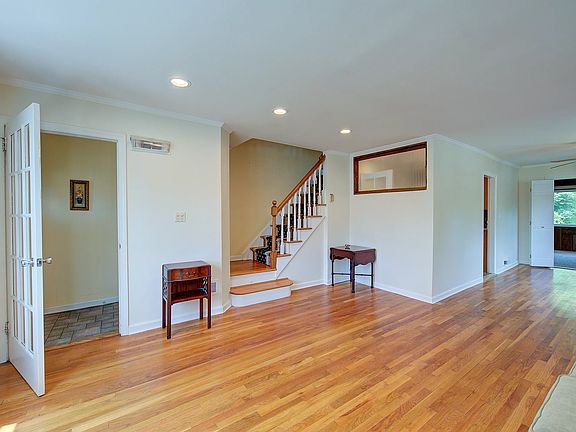4th image of 21717 64th Ave