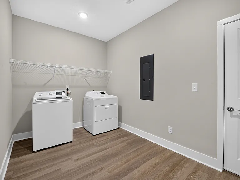 104 Thornberry Rd — Photo 47