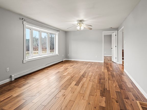 3rd image of 281 Brooks Station Rd