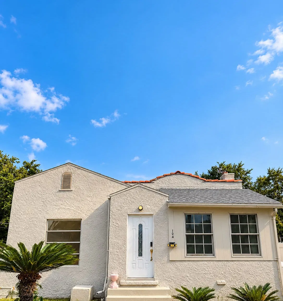 4 bed, 2.5 bath, 1550 sqft, $2,150 — Photo 1