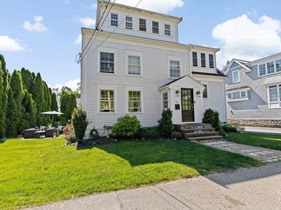 50 Summer St, Cohasset, MA, 02025