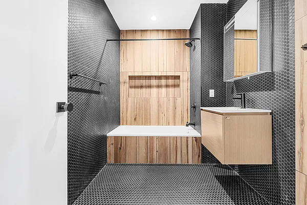 Rented by REAL New York | media 55