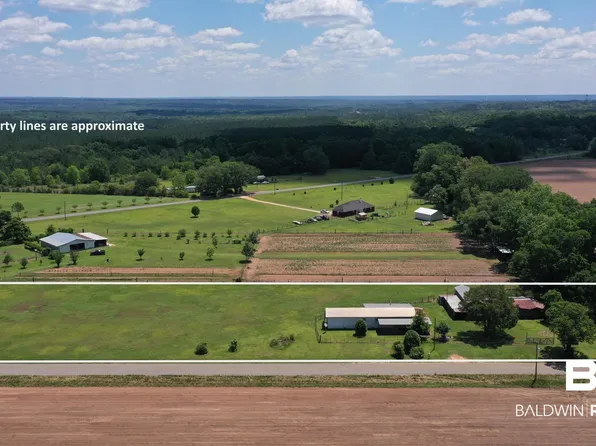 209 Clearview Rd, Flomaton, AL 36441