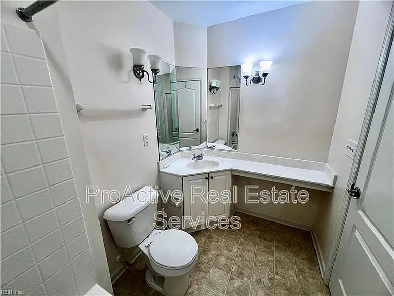 4581 Duffy Dr — Photo 11