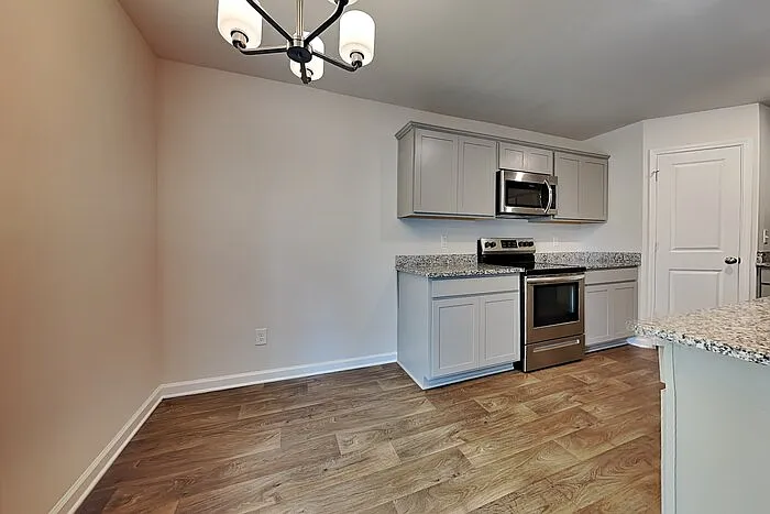 302 Crooked Pine Ct — Photo 5