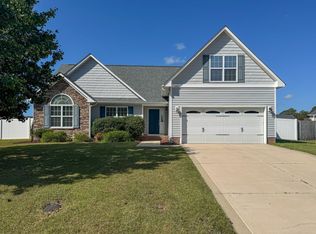 145 Crescent Dr, Raeford, NC 28376