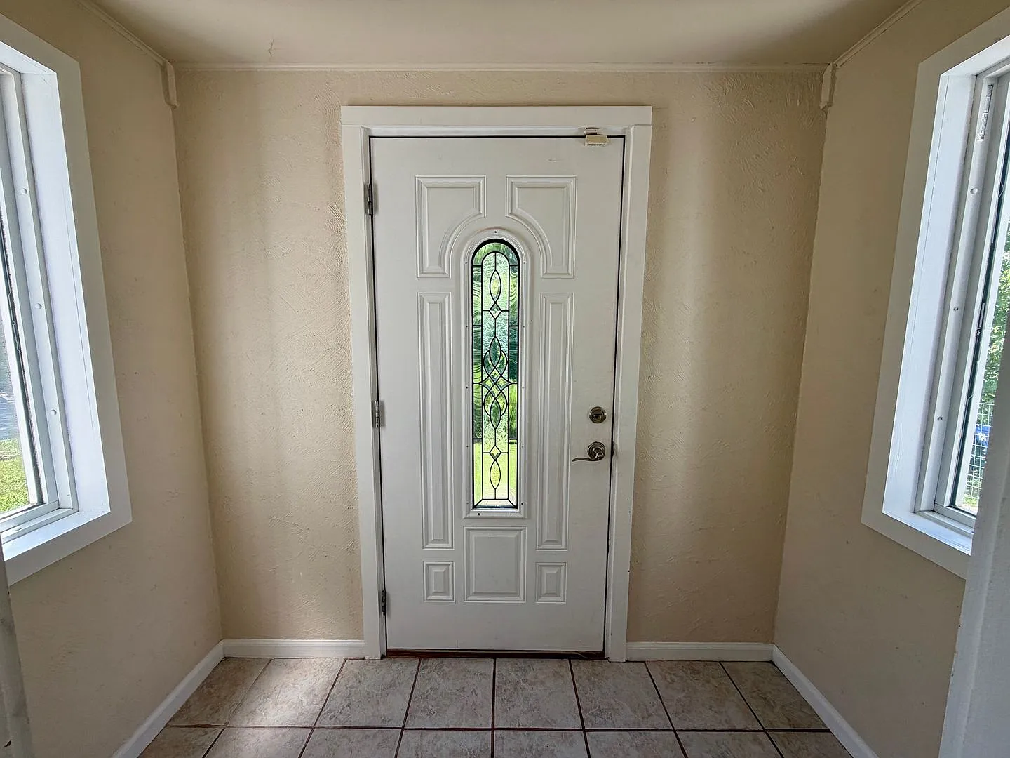 West AVL - Updated Older Home with Great Yard! — Photo 4