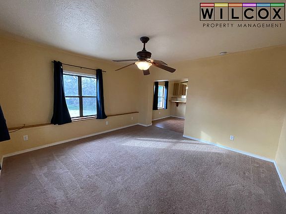 5th image of 713 Acoma Pl Unit A