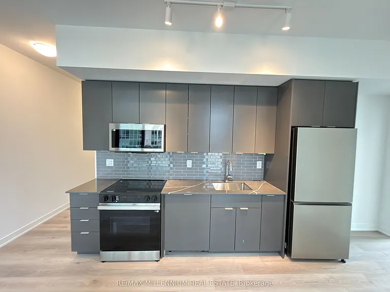 2075 Lakeshore Rd S #415 — Photo 15