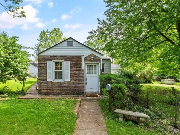 7728 Snowden Ave, Saint Louis, MO 63117