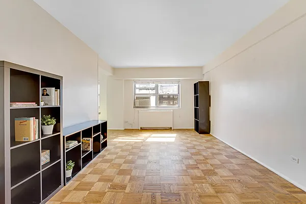 Sold by Compass | media 5