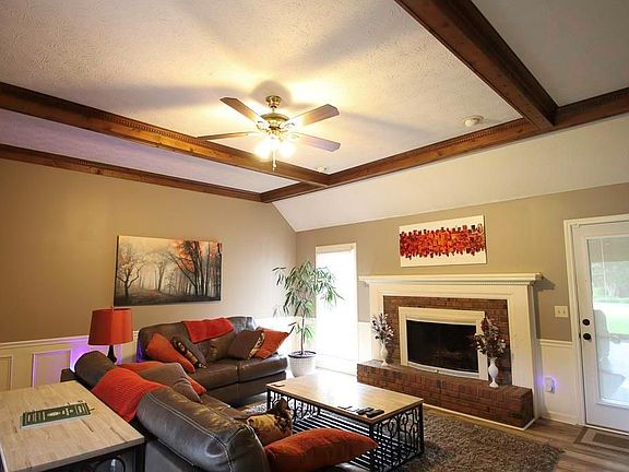 3rd image of 2967 Brooks Dr