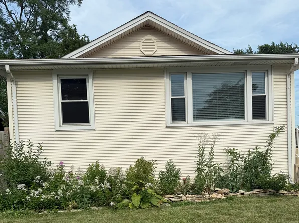 2125 S 2nd Ave, Maywood, IL 60153