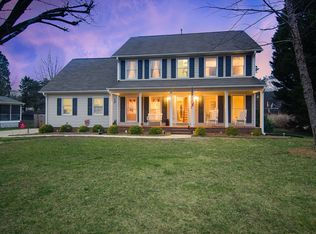 3909 Sandlewood Rd, High Point, NC 27265