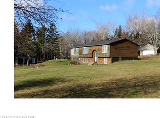 39 Mountain View Dr, Baileyville, ME 04694