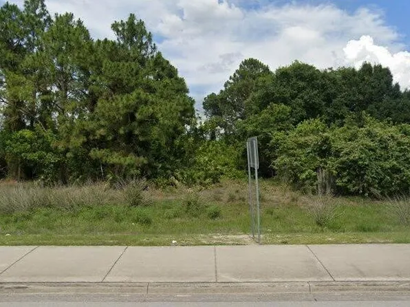 202 Gunnery Rd N, Lehigh Acres, FL 33971