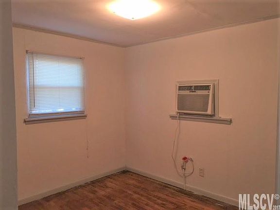 4th image of 220 S Coulter Ave