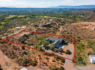 9365 E Rolling Stone Ln, Cornville, AZ 86325
