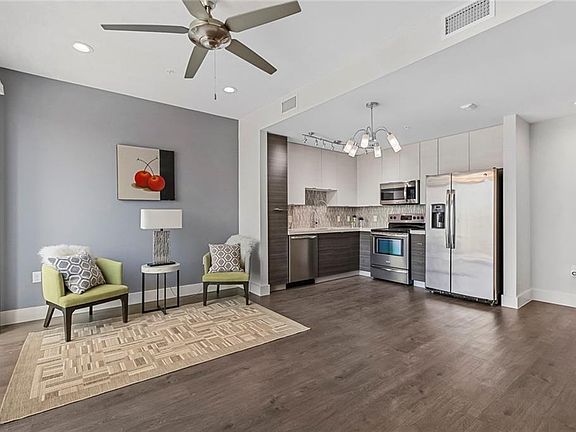 2nd image of 604 N Bluff Dr Unit 253