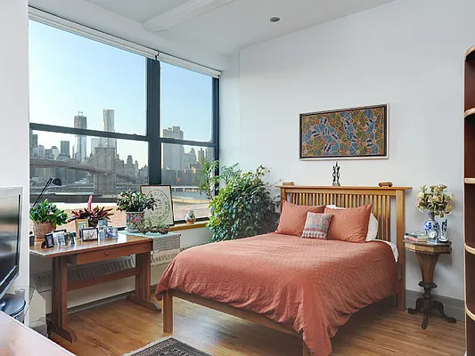 Sold by Sotheby's International Realty | media 3