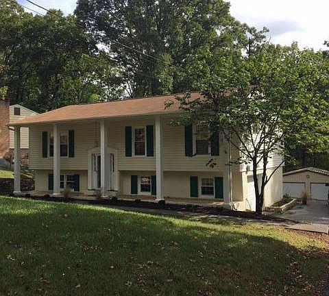 3rd image of 3952 Chaparral Dr