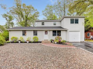 1087 Whitecap Ave, Manahawkin, NJ 08050