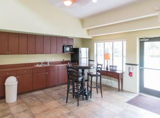 3853 Washburn Pl, Zephyrhills, FL 33543