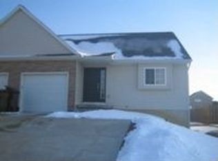 2351 Brookview Ln #2353, Dewitt, MI 48820